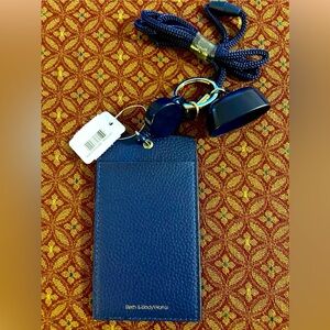 Bath and Body Works wearable pocketbac holder